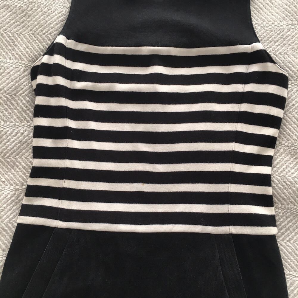 Adrienne Vittadini Dress Black & White Striped Cotton Fitted Dress Size Medium - Picture 3 of 8